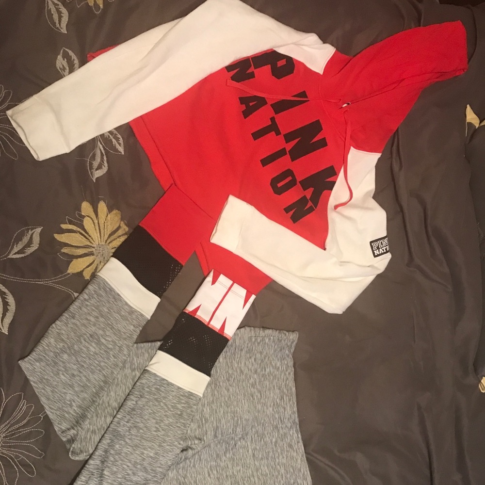 PINK high waisted leggings and crop hoodie set! ❤️